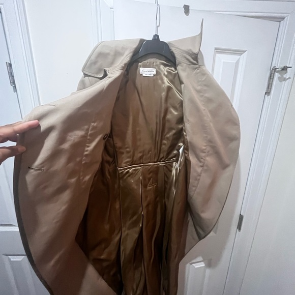 ALEXANDER MCQUEEN TRENCH COAT - Picture 6 of 9